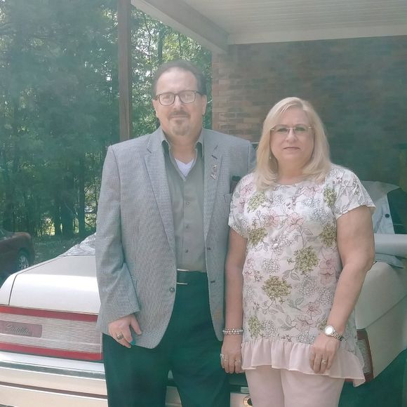 Meet your Posher, Glenda - Picture 1 of 1